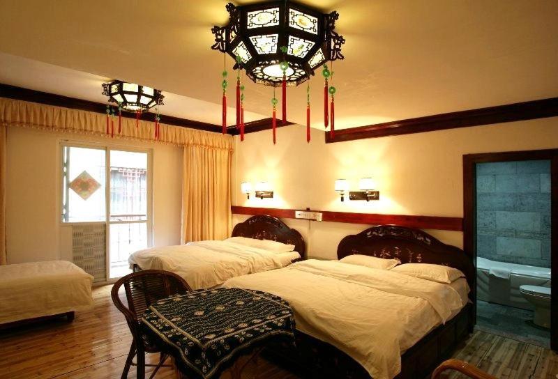 Bamboo House Hotel Yangshuo Ruang foto